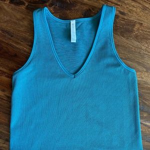 Athleta- Aurora Ribbed Tank- Size L